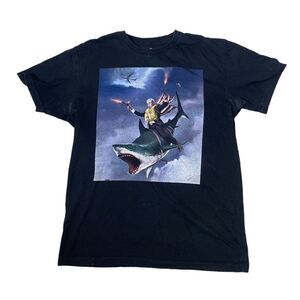 Cowboy Dubya - The Shark Rider black graphic Tee men's SZ M